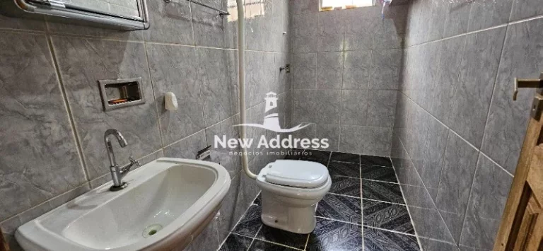 Imagem Sítio com 20.000m² e Casa Charmosa de 140m², 2 Quartos, 2 Tanques de Peixe e Área de Plantação Extensa. Ideal para quem busca tranquilidade e produtividade.