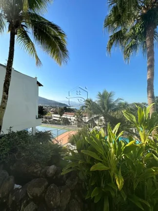 Imagem Apartamento a venda apensa 50 metros da praia das Toninhas em Ubatuba com vista mar!