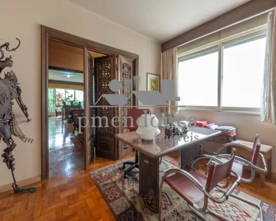Imagem Apartamento em Higienópolis com 4 quartos (1 suíte) e 2 vagas, 240 m2