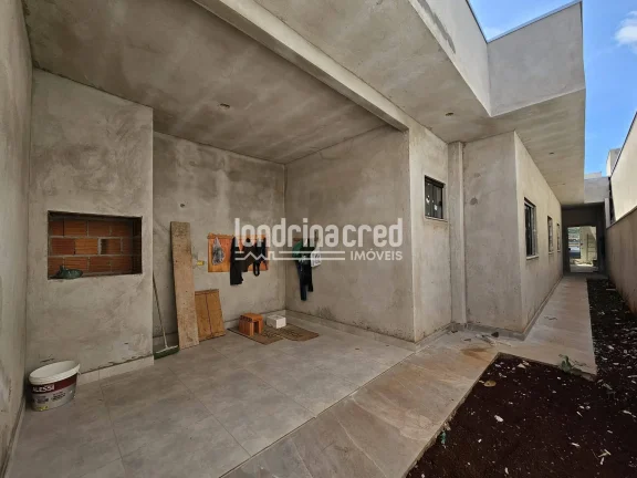Imagem Casa geminada em construção, 3 quartos (1 suíte), 98m² de área útil, 150m² de terreno, sala, cozinha, 2 banheiros, área gourmet com churrasqueira e 2 vagas.