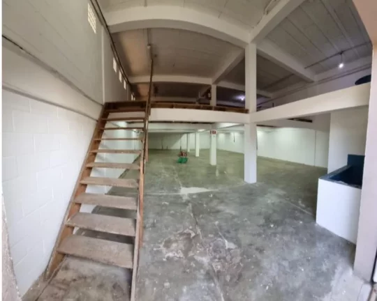 Imagem Galpão 140m² com mesanino de 60m2 FL11