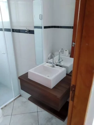 Imagem Sobrado com 3 dormitórios para alugar, 114 m² por R$ 3.100/mês - Vila Pires - Santo André/SP