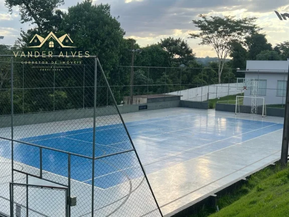 Imagem Casa em Condomínio de Luxo na Vila Shalon em Foz do Iguaçu-PR: 3 quartos, 3 suítes, 3 salas, 4 banheiros, 4 vagas, 230m².