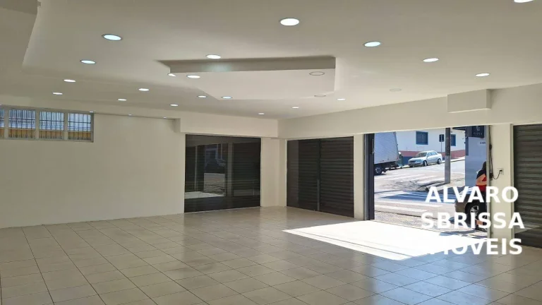 Aluga-Salão Comercial- Centro- Salto/SP
