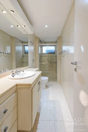 Imagem Itaim Bibi Venda - 2 quartos - 2 vagas - 177m²