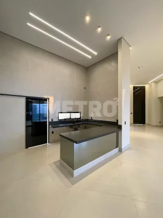 Imagem Casa à venda no Sol Nascente Etapas com 4 suítes, Gourmet, piscina, PETROLINA
