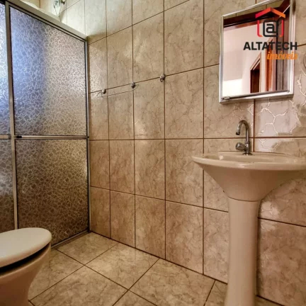 Imagem Casa com 2 Quartos à Venda, 94 m² em Jardim Das Acácias - Poços De Caldas