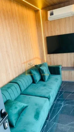 Imagem Cobertura com 70m², 1 dormitório, sendo 1 suíte, e 1 vaga de garagem, totalmente mobiliada e deco...