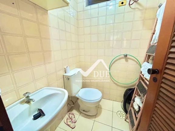 Imagem Apartamento com 3 dormitórios à venda, 184 m² por R$ 930.000,00 - Boqueirão - Santos/SP