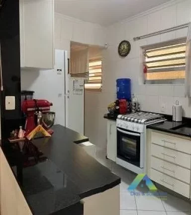 Imagem Aconchegante apartamento decorado pronto para morar! Ótima localização! Agende já sua visita!