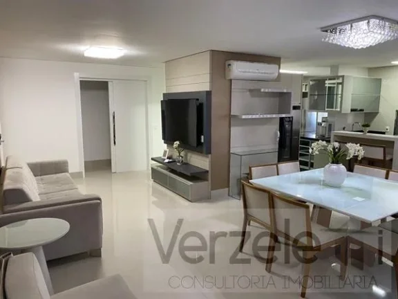 Imagem Apartamento 4 ou + dormitórios para Venda em Balneário Camboriú / SC no bairro Centro
