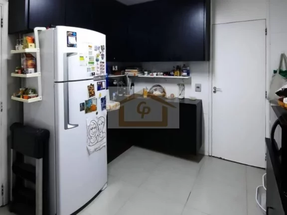 Imagem Chác Vale do Rio Cotia - TÉRREA, 3 suítes, lote plano, piscina e gourmet!