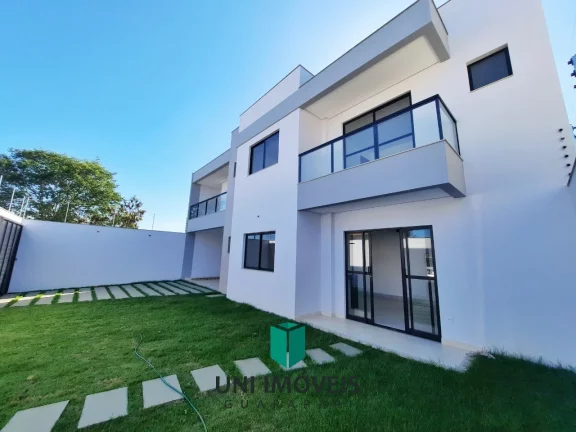 Casa duplex com 3 suítes a venda, 131M² por R$ 900.000,00 em Guarapari-ES.