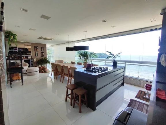 Imagem Espetacular Apartamento com três dormitório no Canto do Forte