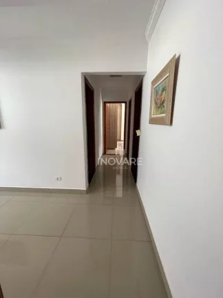 Imagem Casa com 4 dormitórios à venda por R$ 750.000,00 - Jardim América - Itumbiara/GO