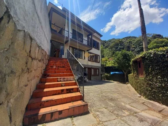 Casa para Venda em Teresópolis / RJ no bairro Vale do Paraíso