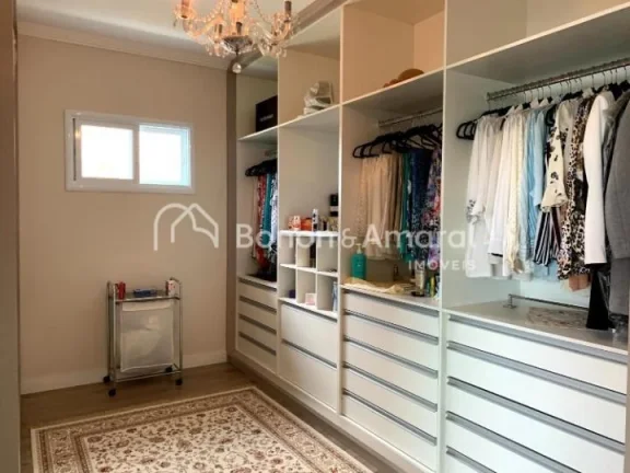 Imagem Belíssima Casa de Condomínio à Venda no Alphaville Dom Pedro 2 em Campinas. Com 4 Quartos, 3 suí...