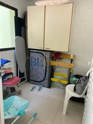Imagem Sobrado À Venda Com 170M² -3 Quartos - 4 Vagas!!Na Agua Rasa!