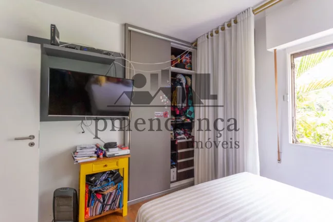 Imagem Apartamento na Rua Cardoso de Almeida com 3 quartos e 2 vagas, 140m²
