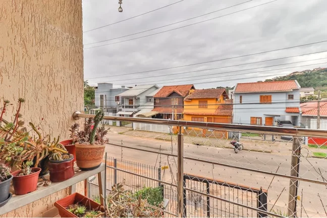 Imagem VNGGP 237 Casa 610101028-2 - Casa à venda no bairro Vila Nova - Porto Alegre/RS