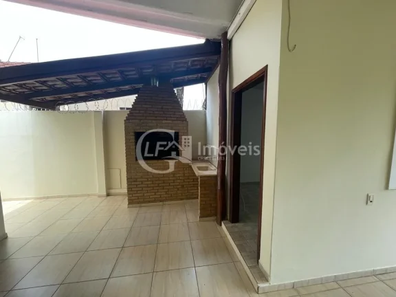 Imagem Espaço Comercial Impecável no Centro de Campo Grande-MS: 3 Quartos, 2 Salas, 4 Banheiros, 1 Vaga de Garagem - 220m²