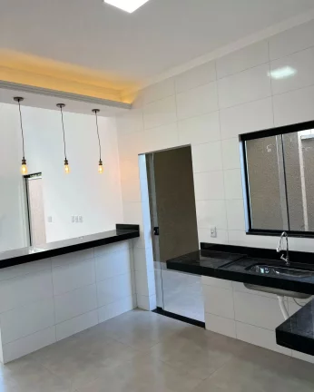 Imagem Casa 2/4 C Suite No Setor Barcelos Em Trindade