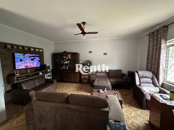 Imagem Casa com 4 dormitórios Av. 14, por R$ 600.000 - Jardim São Paulo - Rio Claro/SP