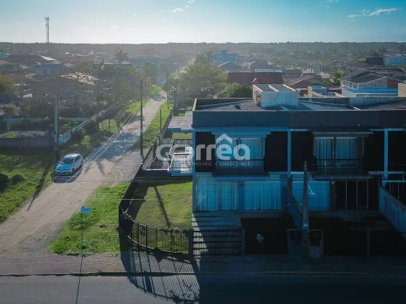 Imagem Sobrado frente mar | Salinas | Bal. Barra do Sul