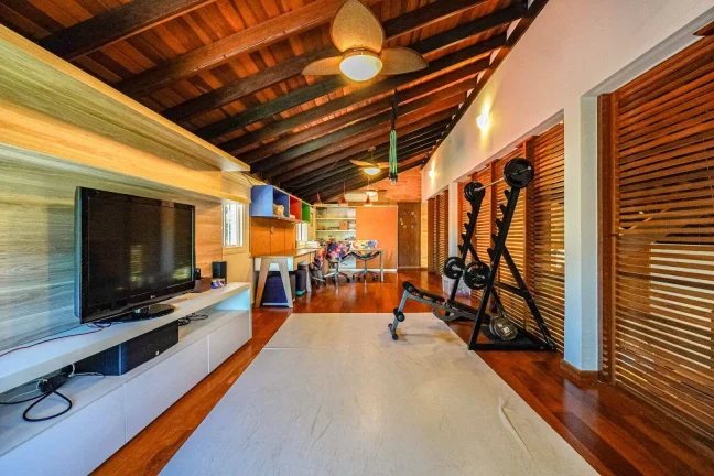 Imagem Casa com 4 Quartos à venda no Residencial Euroville - Carapicuíba/SP