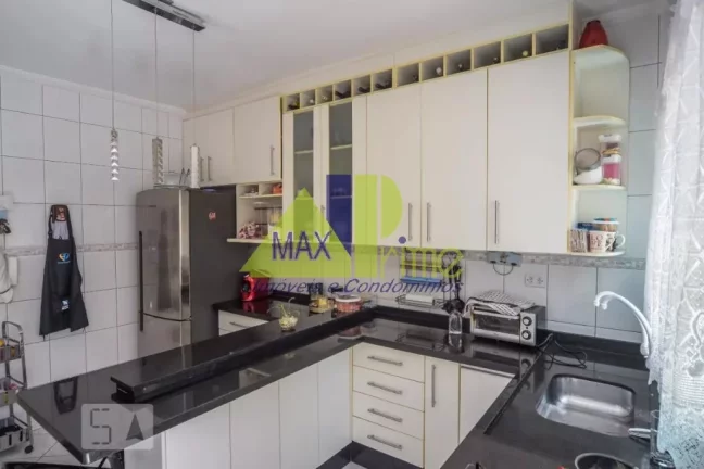 Imagem Casa em Condomínio de Alto Padrão na Vila Esperança, São Paulo-SP: 3 Quartos, 1 Suíte, 2 Vagas - 99m² de Luxo!