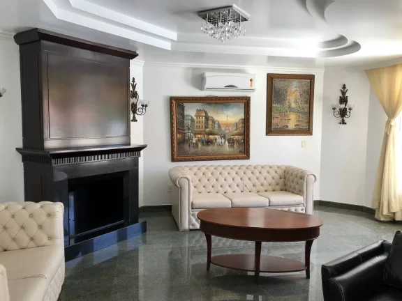 Imagem CASA LOCAÇÃO TEMPORADA EM JURERÊ INTERNACIONAL