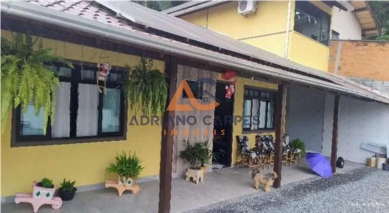 Imagem Casa com 03 quartos em Blumenau, SC - bairro passo manso, Adriano Carpes Imóveis vende