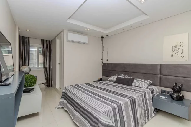 Imagem Apartamento de 3 suites e 1 vaga de garagem frente mar em Balneário Camboriú/SC