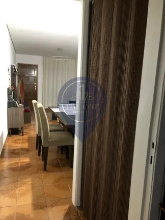 Imagem Excelente oportunidade: Casa com 3 quartos e 1 suíte no Jabaquara, São Paulo-SP! 121m², 2 salas, 2 banheiros e vaga de garagem.