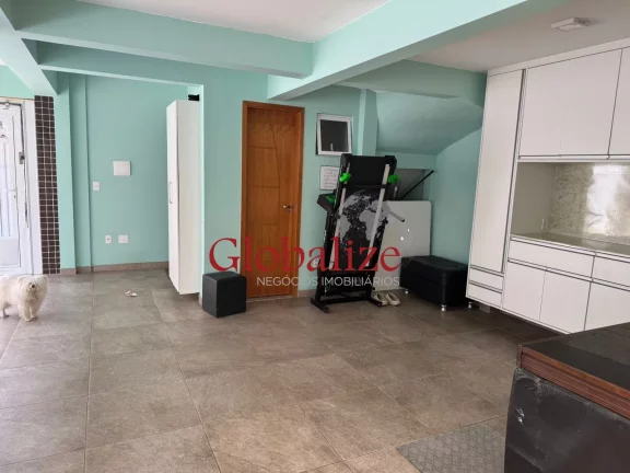 Imagem Casa em Villagio com 2 Dormitórios e Garagem para 3 Carros ? Santos R$ 885 mil