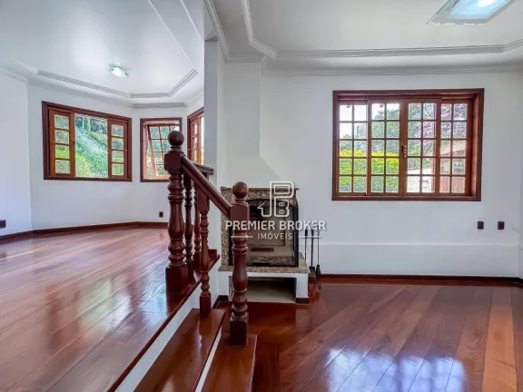 Imagem Casa à venda, 469 m² por R$ 2.099.000,00 - Albuquerque - Teresópolis/RJ