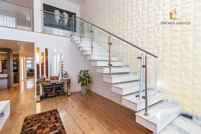 Imagem Sobrado mobiliado com 3 suítes à venda, 185 m² por R$ 1.530.000 - Uberaba - Curitiba/PR