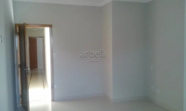 Imagem Sobrado Novo, com 180 metros de área construída, com 3 dormitórios, 3 vagas de garagem e churrasq...