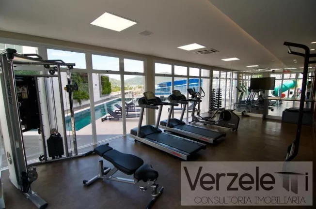 Imagem Apartamento 4 ou + dormitórios para Venda em Balneário Camboriú / SC no bairro Barra Sul