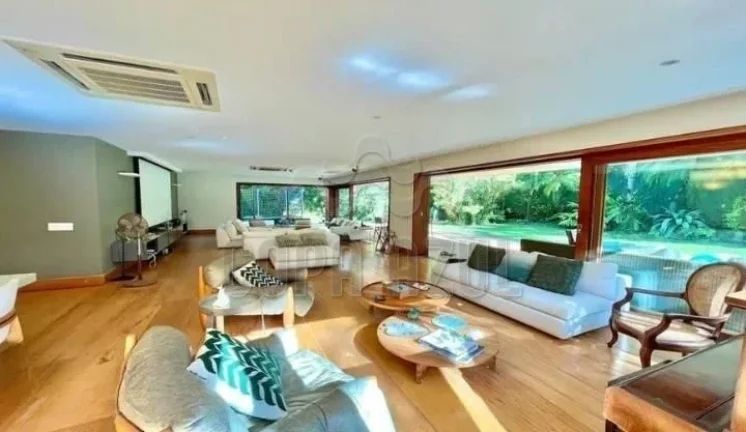 Imagem Jardim Botânico – Rua Peri | Residencial › Casa 4 quarto(s) à Venda