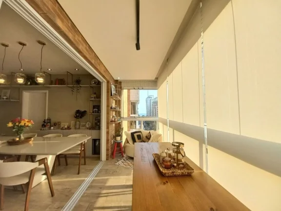 Imagem Apartamento Alto Padrão à venda com 3 suítes e Varanda Gourmet no Embaré de Santos/SP