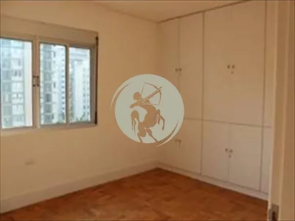 Imagem OPORTUNIDADE AMPLO E TOTALMENTE REFORMADO! O APARTAMENTO ACABA DE PASSAR POR UMA REFORMA COMPLETA, Q...