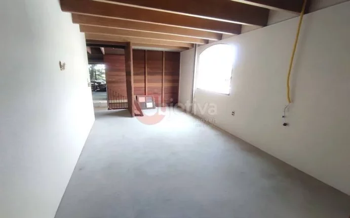 Imagem Casa diferenciada com 3 quartos a venda na Passagem em Cabo Frio