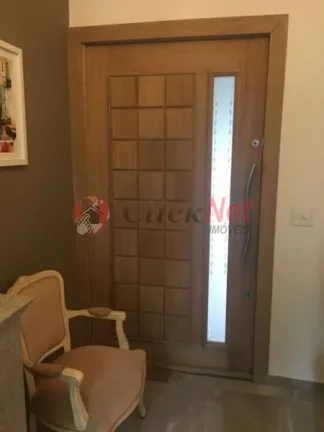 Imagem Excelente Sobrado Reformado à Venda no bairro Nova Petrópolis com 3 suítes