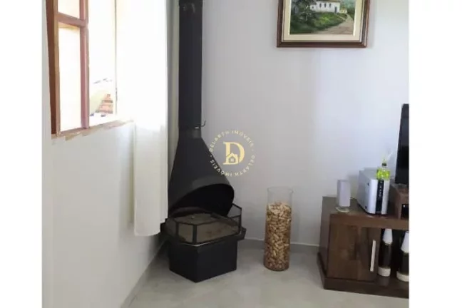 Imagem CHÁCARA - 2500 M² - BAIRRO SÃO JOÃO - SJCAMPOS - 4 DORMITÓRIOS (1 SUÍTE)