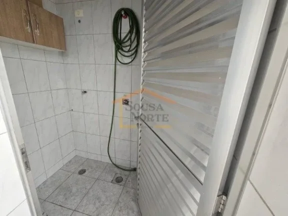Imagem Sobrado de 160 m² com 3 dormitórios, sendo 1 suíte e 2 quartos no corredor, além de 1 banheiro n...