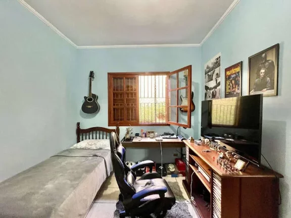 Imagem Cond Chácar dos Lagos - Térrea 3 suítes, anexo gourmet, piscina e pomar!
