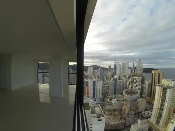 Imagem Apartamento 3 dormitórios para Venda em Balneário Camboriú / SC no bairro Centro