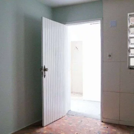 Imagem Casa com 1 dormitório para alugar, 60 m² por R$ 800/mês - Vila Luzita - Santo André/SP