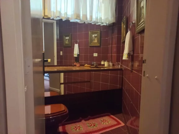 Imagem Apartamento No Cabral - 1 Por Andar - 500 m²